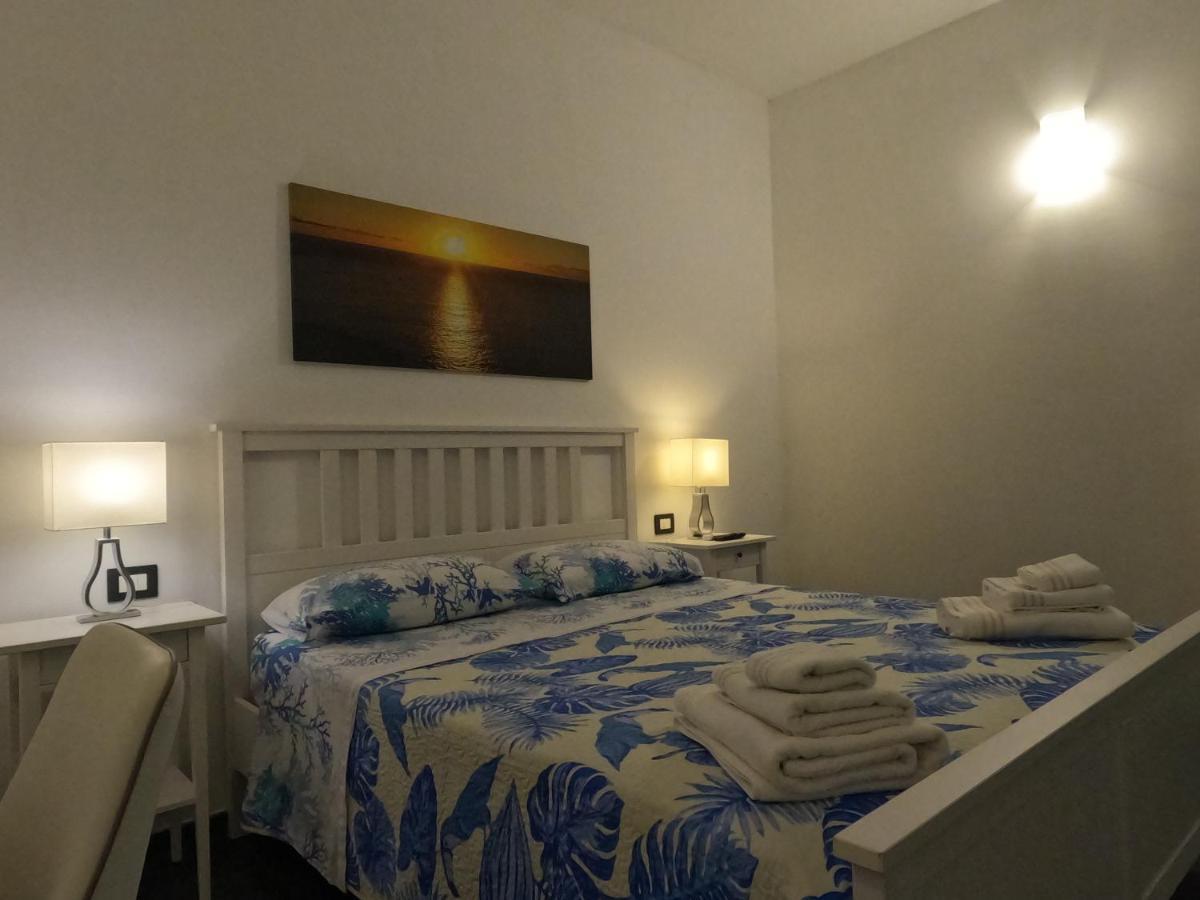 B&B The Sun 'Tis Castro  外观 照片